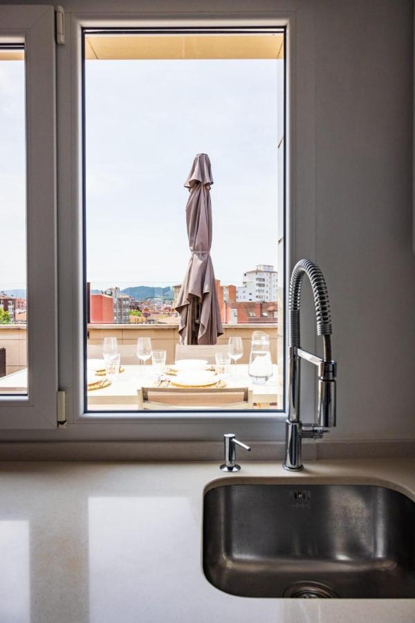Apartmán Lujoso Atico Entre 2 Playas Con Garaje, Terraza, Vistas Y Wifi Gijón Exteriér fotografie
