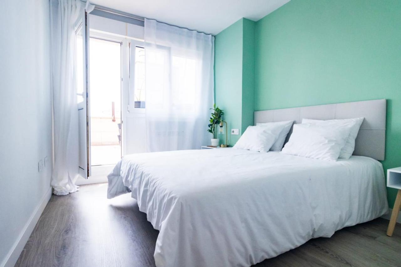 Apartmán Lujoso Atico Entre 2 Playas Con Garaje, Terraza, Vistas Y Wifi Gijón Exteriér fotografie